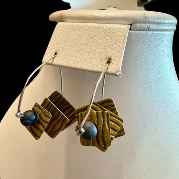 Handcrafted Artisan Modern Layered Metal Drop Earrings - Picture 7 of 7